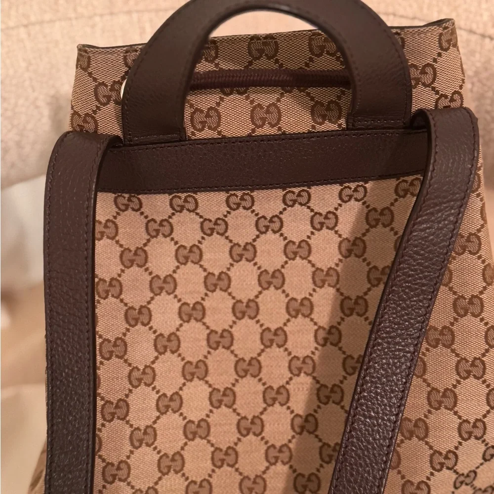 Gucci Beige Drawstring Backpack - Picture 6 of 10